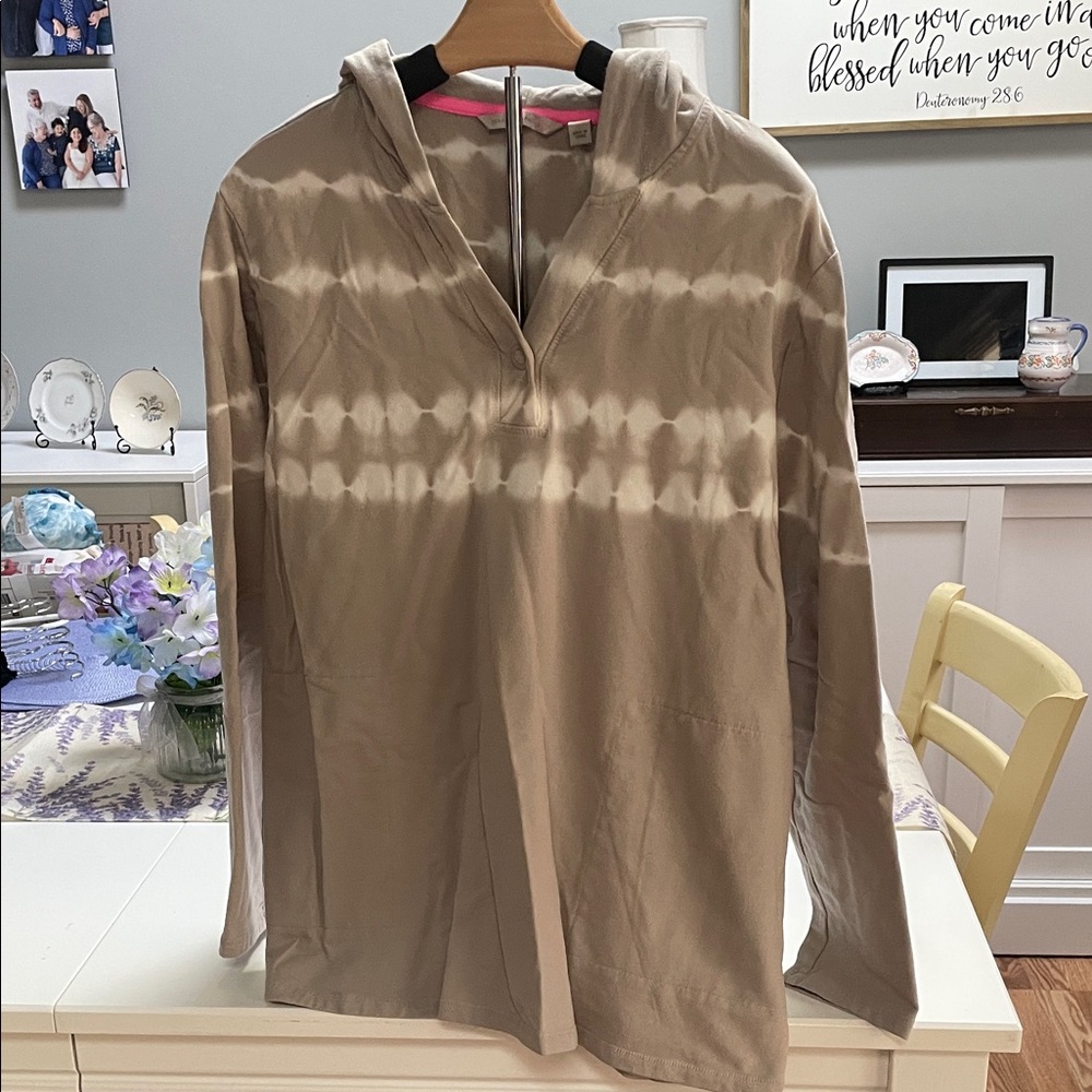 Summer Sale Markdown Gently Loved 💜Isaac Mizrahi Hoodie